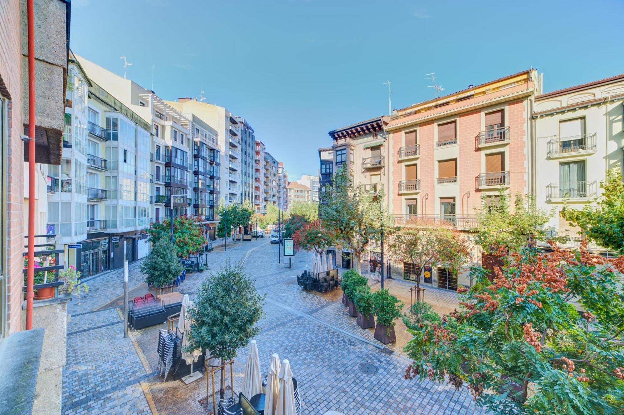 Apartamento Breton De Los Herreros Logroño Zewnętrze zdjęcie